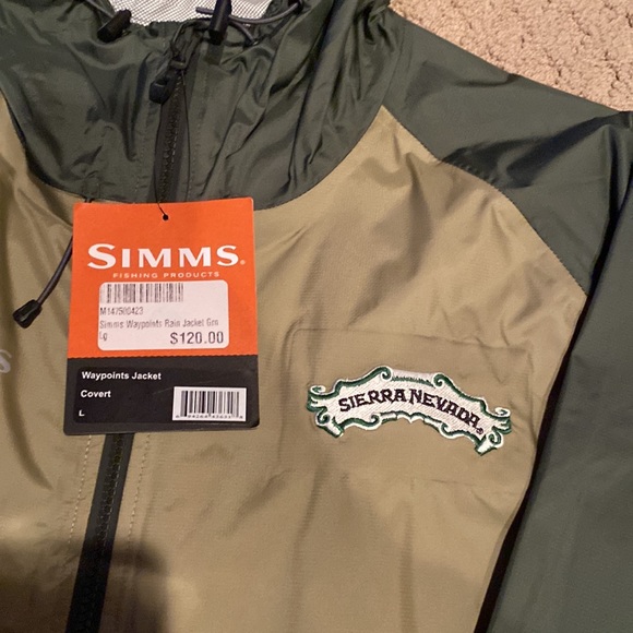 Custom Simms Sierra Nevada rain jacket - Picture 3 of 7